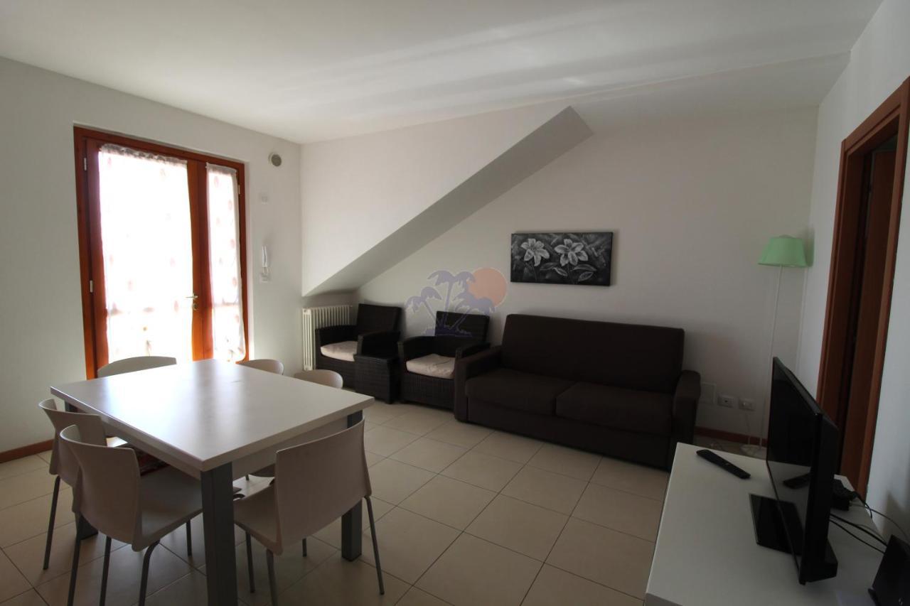 Appartamenti Gli Olmi Lazise Exterior foto